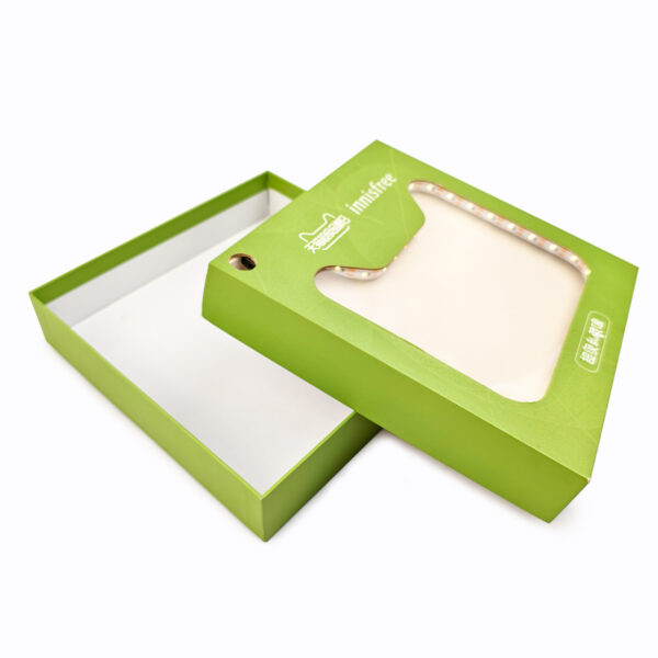 H0e05d83822f94dd6a3c898d2965b1278f Gift box